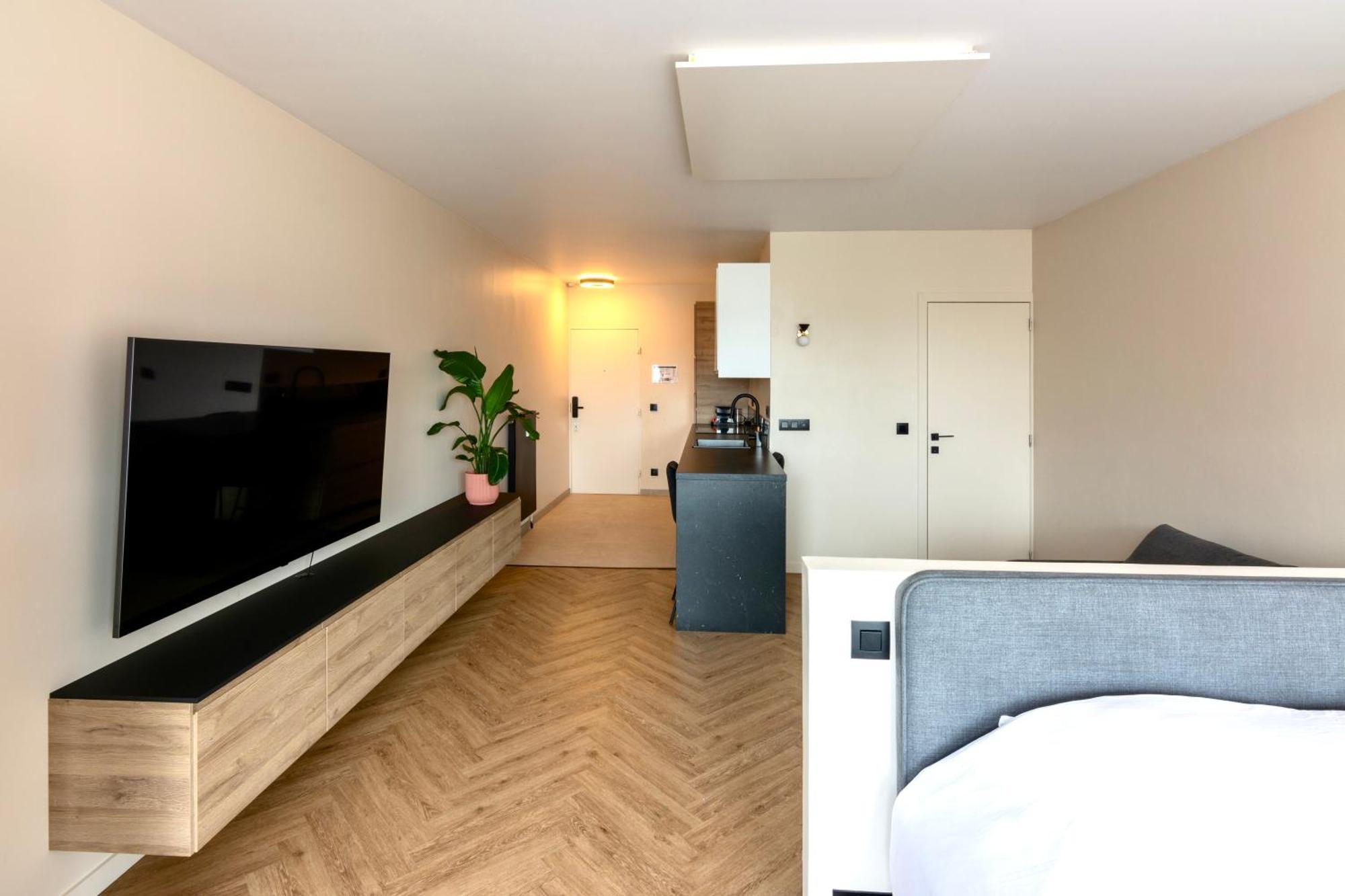 Studio By Aimee - 20M From The Beach & In City Centre! Ostend Exterior photo