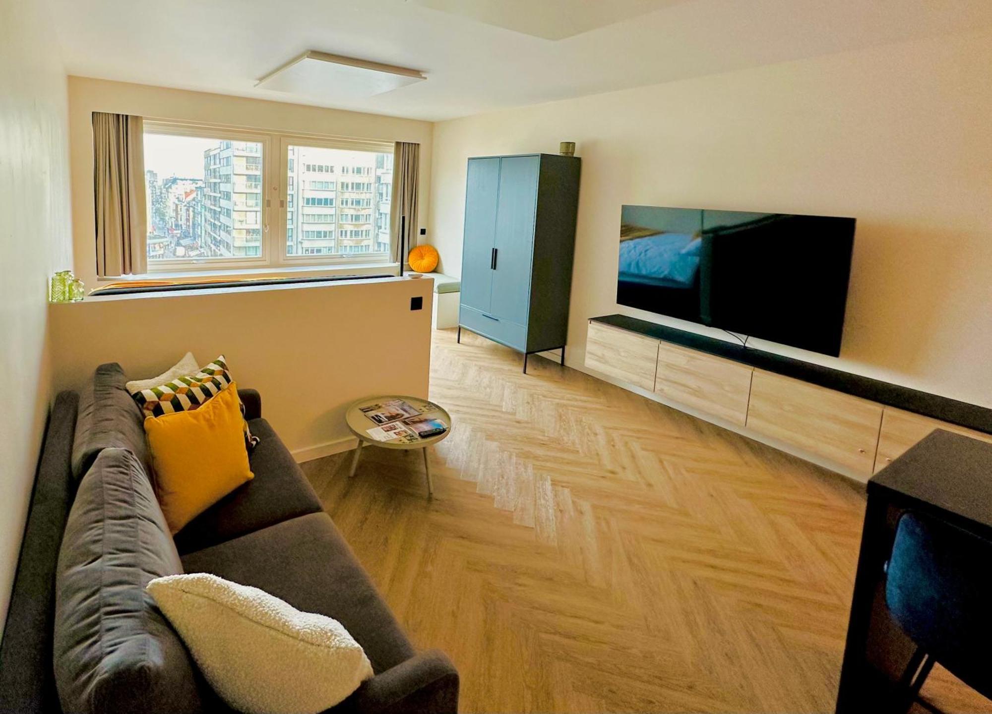Studio By Aimee - 20M From The Beach & In City Centre! Ostend Exterior photo