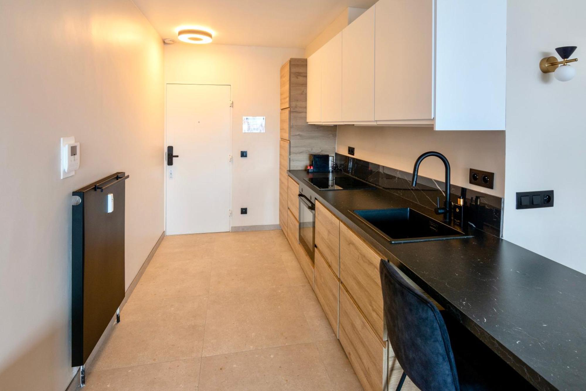 Studio By Aimee - 20M From The Beach & In City Centre! Ostend Exterior photo