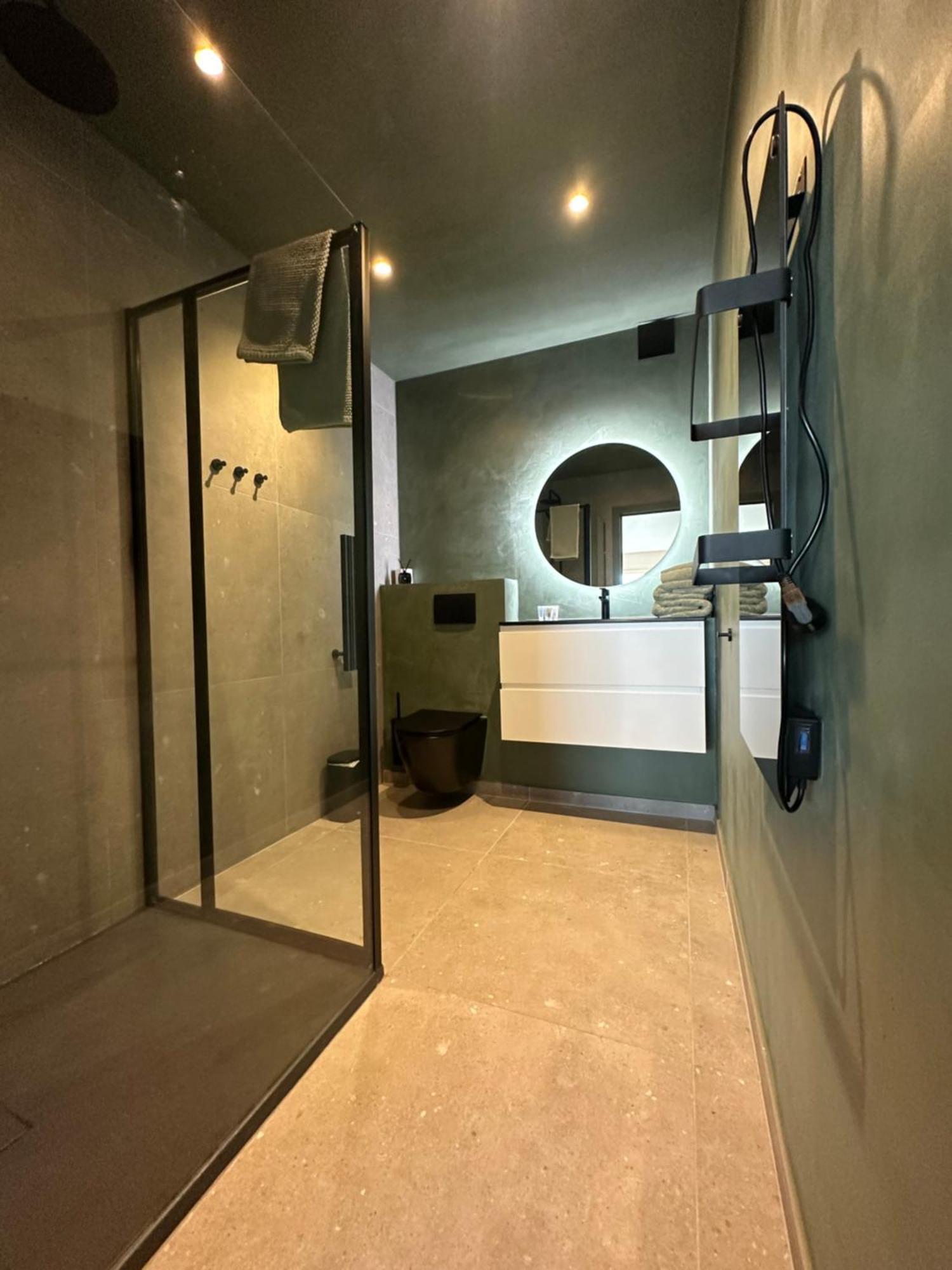 Studio By Aimee - 20M From The Beach & In City Centre! Ostend Exterior photo